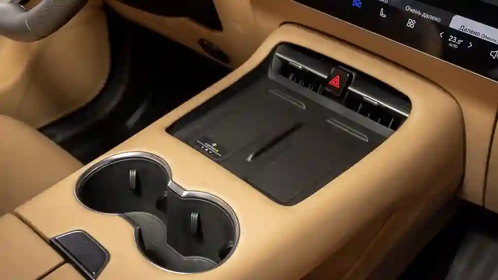 Новость EVOLUTE (Будь последовательным: EVOLUTE i‑SPACE в цепи дагестанских гор)